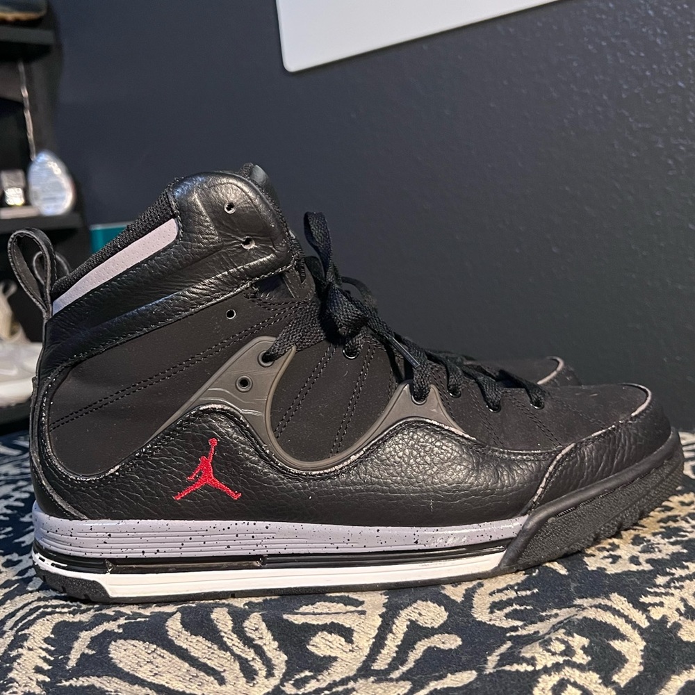 Jordan Flight TR’97 (2011)